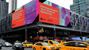 Spotify pays tribute to 2016 with a major outdoor push